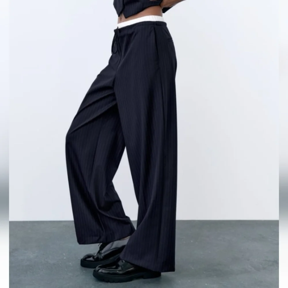 NWT Zara Navy Pinstripe Straight-Leg Pants - Picture 4 of 13